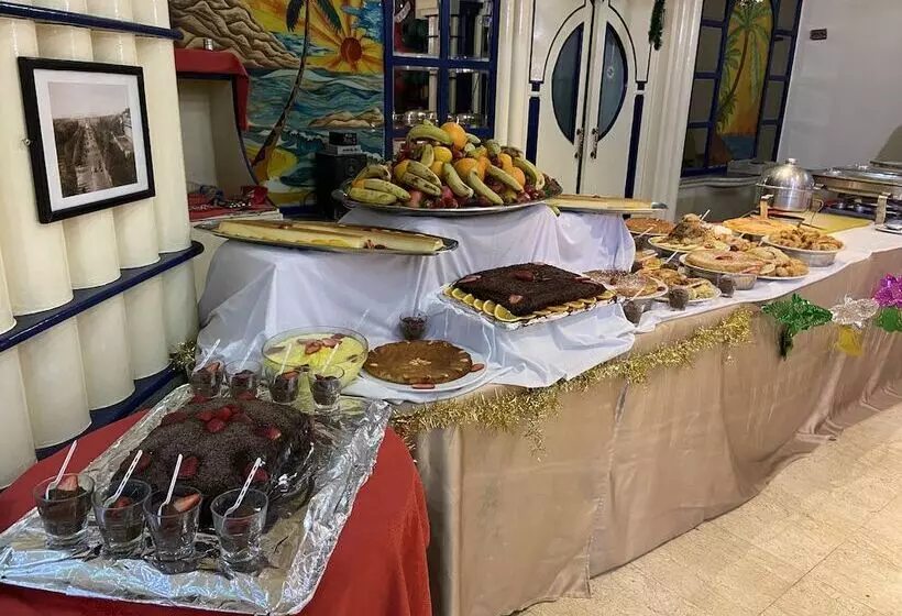 Fotos del hotel Gaddis Hotel, Suites And Apartments:  25