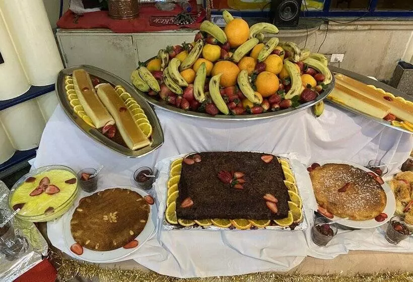 Fotos del hotel Gaddis Hotel, Suites And Apartments:  18