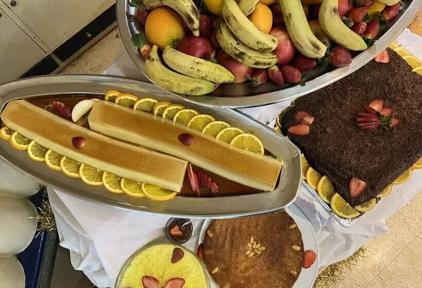 Fotos del hotel Gaddis Hotel, Suites And Apartments:  11