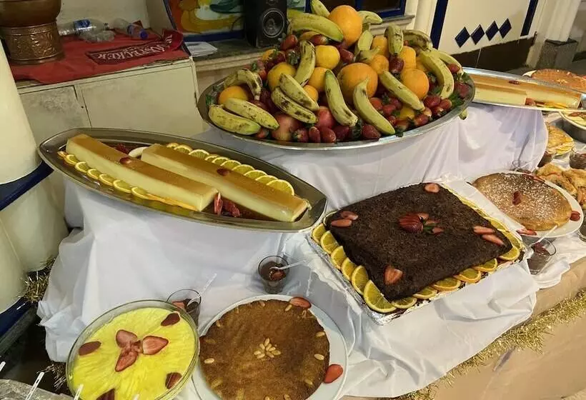 Fotos del hotel Gaddis Hotel, Suites And Apartments:  19