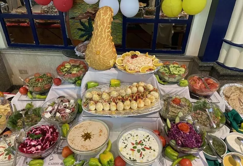 Fotos del hotel Gaddis Hotel, Suites And Apartments:  20