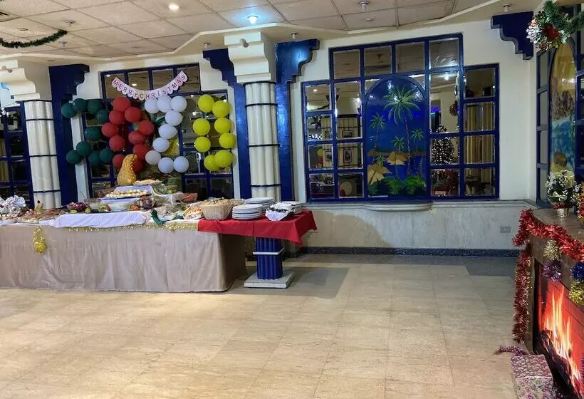 Fotos del hotel Gaddis Hotel, Suites And Apartments:  3