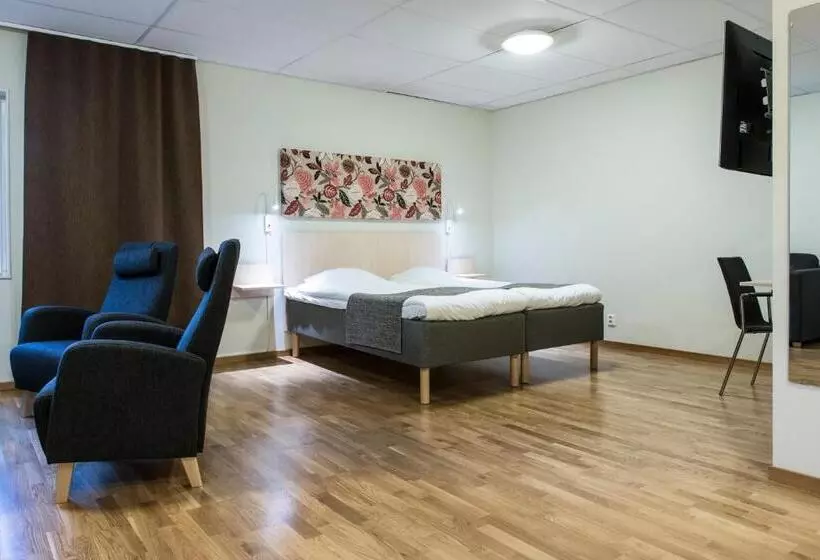 Fotos del hotel L Björken:  18