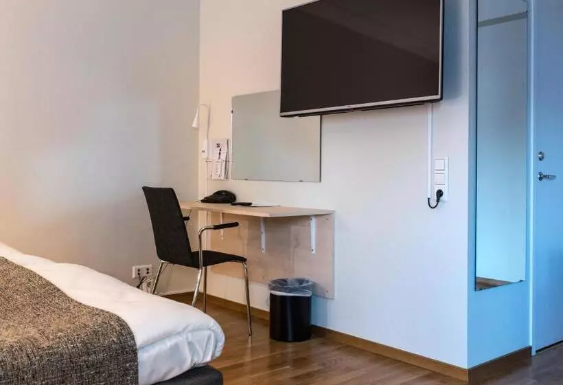 Fotos del hotel L Björken:  16