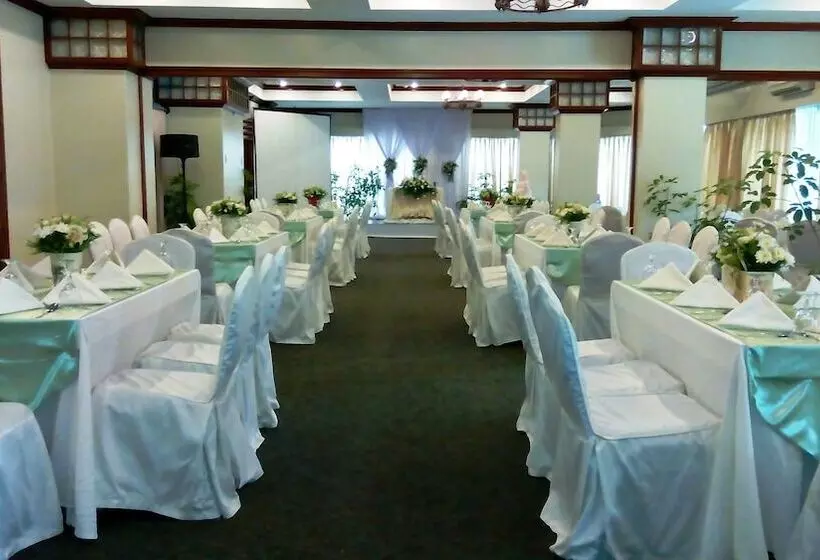 Fotos del hotel Cebu White Sands Resort And Spa:  4