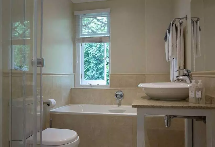 Fotos del hotel Summerwood Guest House:  11