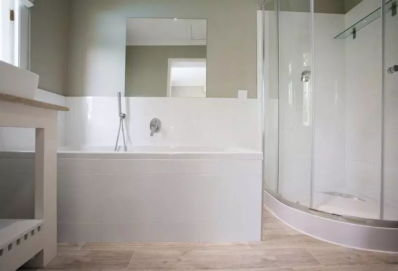 Fotos del hotel Summerwood Guest House:  12