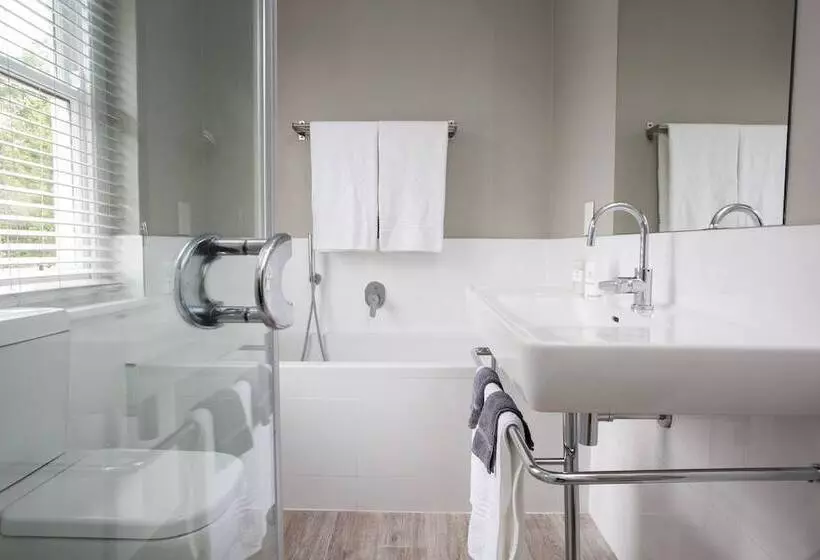 Fotos del hotel Summerwood Guest House:  14