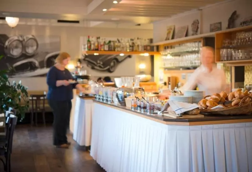 Fotos del hotel Neufeld:  4