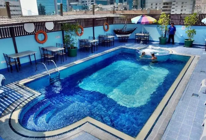 Fotos del hotel Mayfair:  3