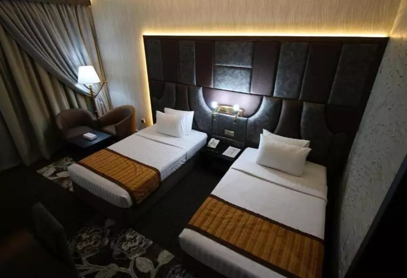 Fotos del hotel Mayfair:  18