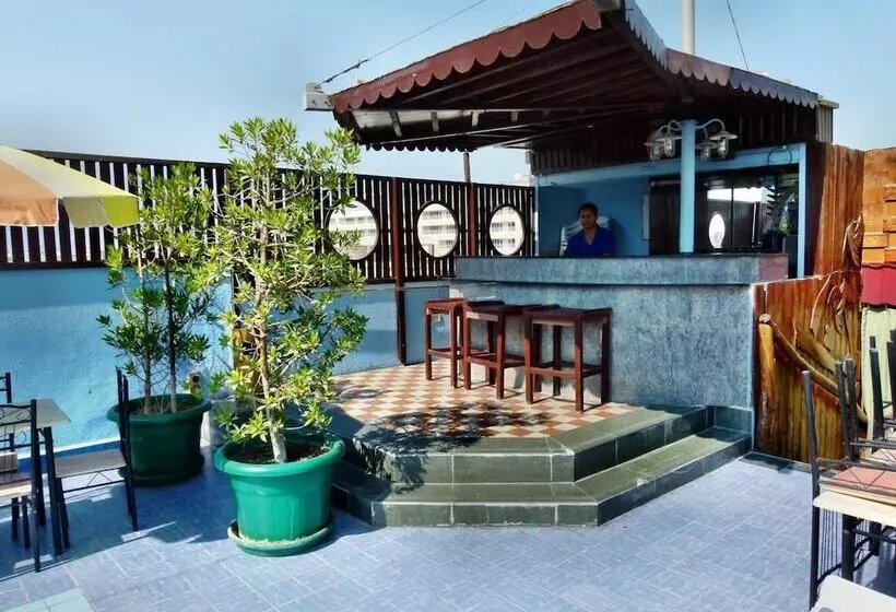 Fotos del hotel Mayfair:  6