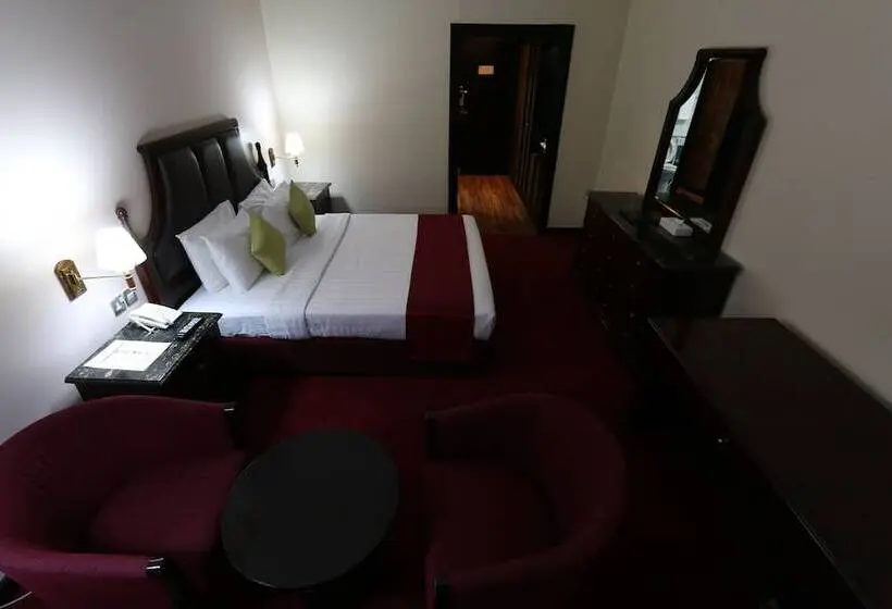 Fotos del hotel Mayfair:  27