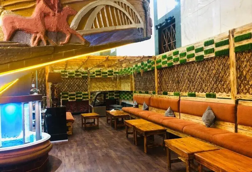 Fotos del hotel Mayfair:  31