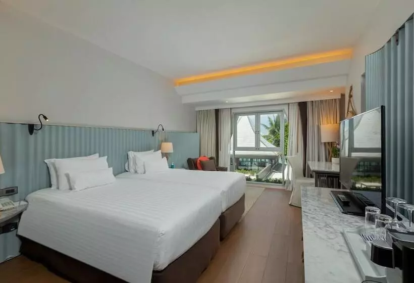 Fotos del hotel The Boathouse Phuket:  9