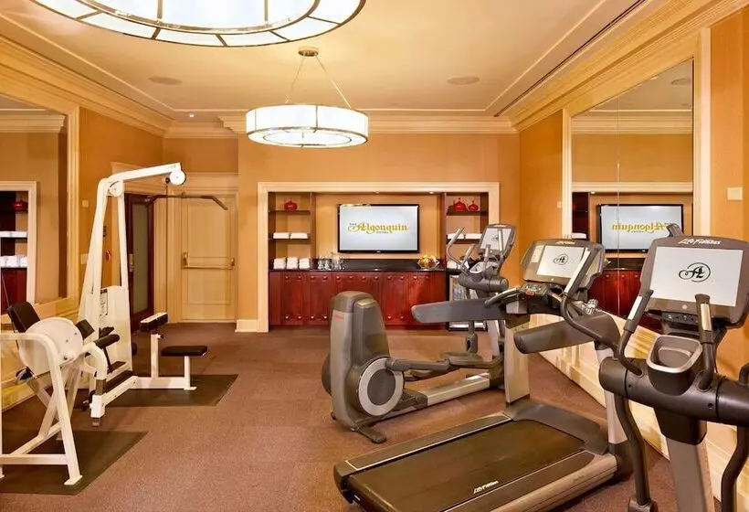 The Algonquin Hotel Times Square, Autograph Collection