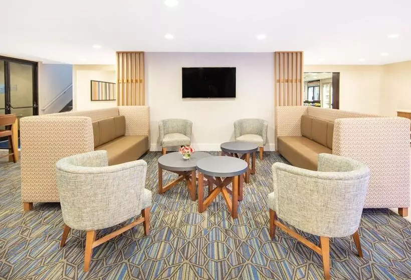 Fotos del hotel Holiday Inn Express  & Suites San Diego Airport  Old Town, An Ihg:  11