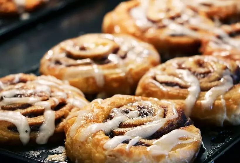 Fotos del hotel Holiday Inn Express  & Suites San Diego Airport  Old Town, An Ihg:  4