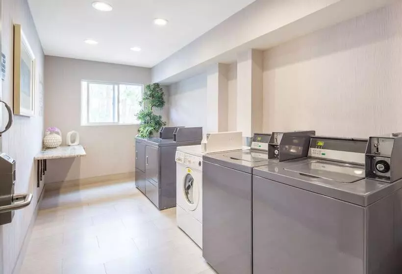 Fotos del hotel Holiday Inn Express  & Suites San Diego Airport  Old Town, An Ihg:  25