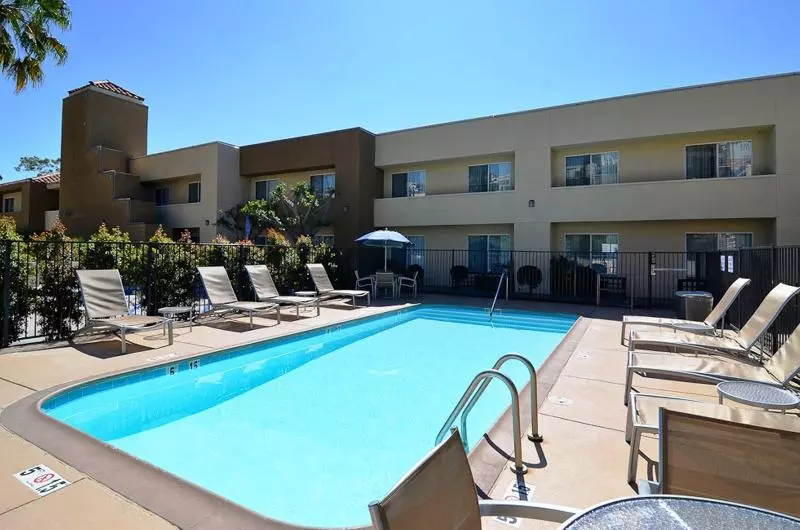 Holiday Inn Express  & Suites San Diego Airport  Old Town, An Ihg