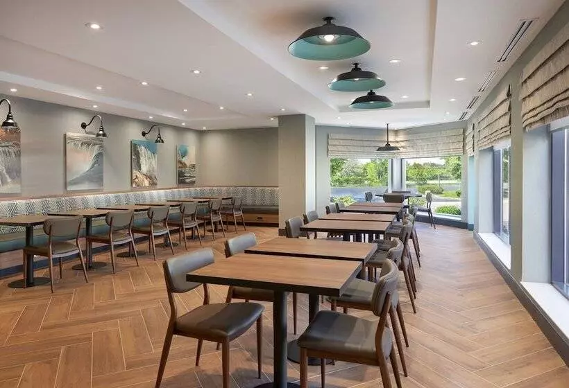 Fotos del hotel Travelodge  By Wyndham Niagara Falls By The Falls:  18