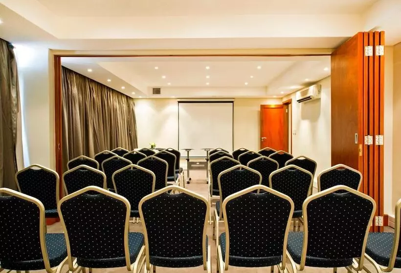 Fotos del hotel Protea Hotel By Marriott Windhoek Furstenhof:  6