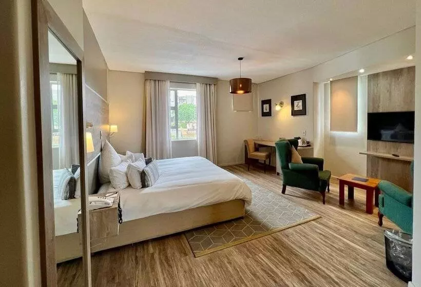 Fotos del hotel Protea Hotel By Marriott Windhoek Furstenhof:  14