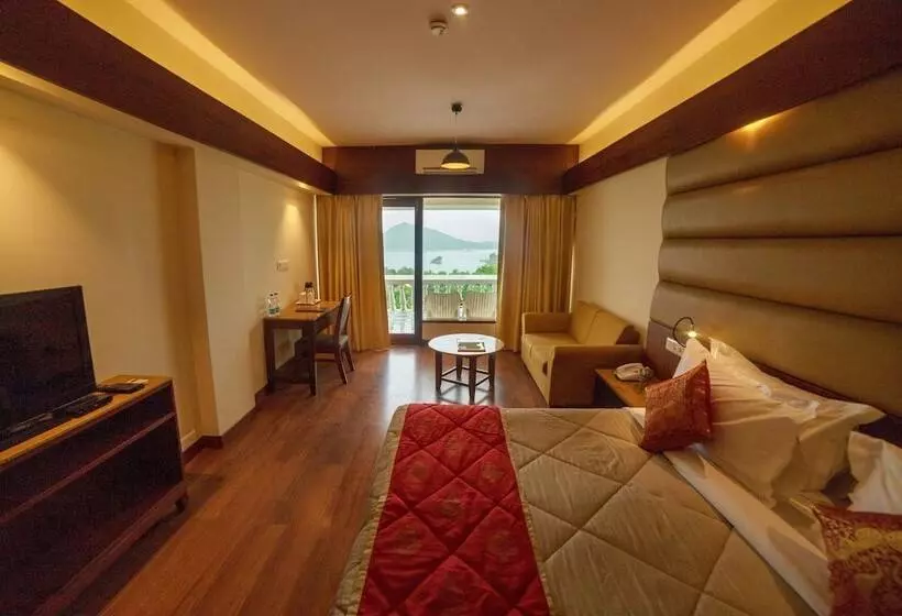 Fotos del hotel Hilltop Palace:  17