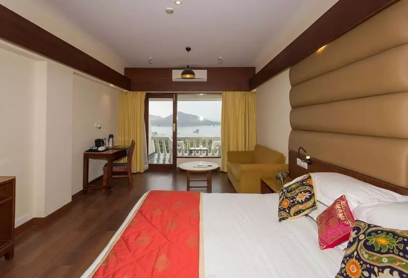 Fotos del hotel Hilltop Palace:  11