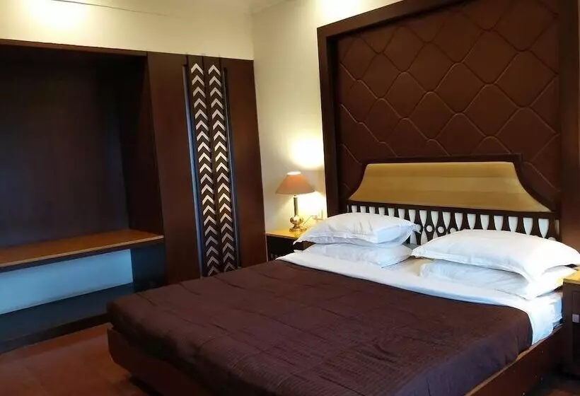 Fotos del hotel Hilltop Palace:  24