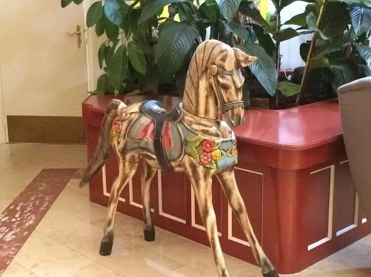 Fotos del hotel Rho:  9