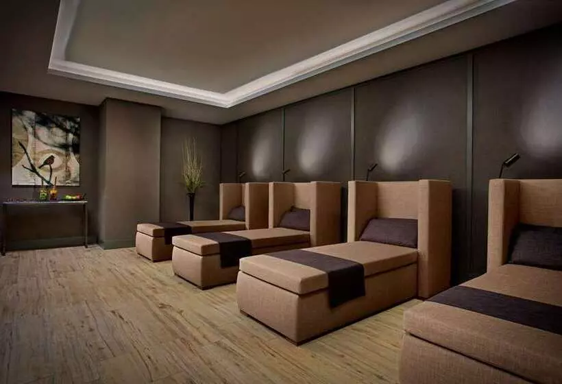 Conrad Istanbul Bosphorus