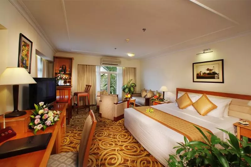 Fotos del hotel First Hotel:  11