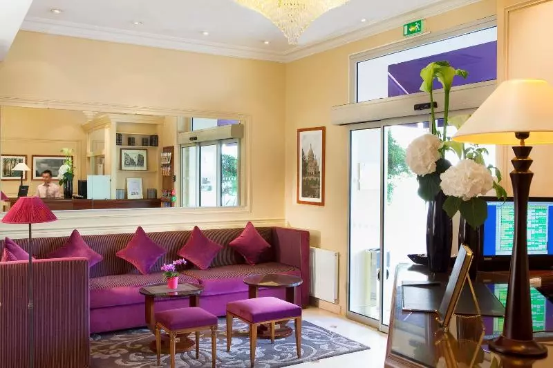 Fotos del hotel Le Friedland:  4