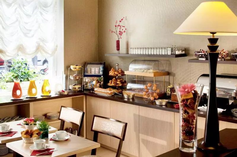 Fotos del hotel Le Friedland:  6