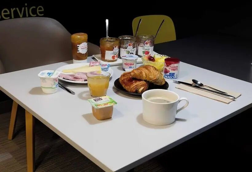 Fotos del hotel Ibis Reims Centre Gare:  12