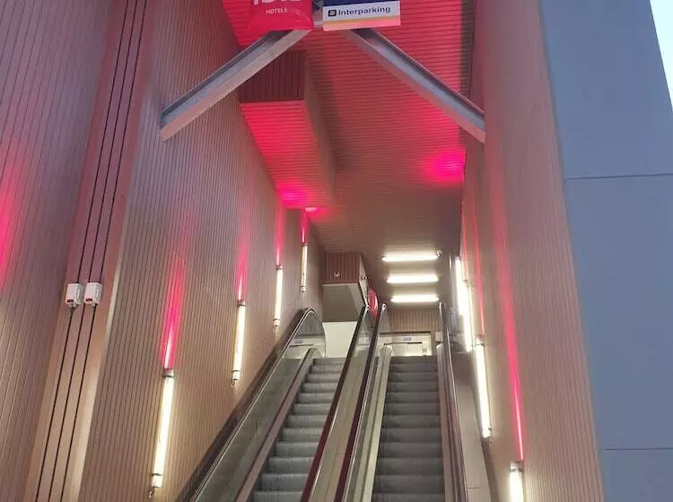 Fotos del hotel Ibis Nice Centre Gare:  4