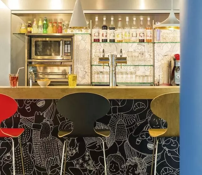 Fotos del hotel Ibis Nice Centre Gare:  6