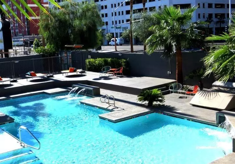 Fotos del hotel Oasis At Gold Spike  Adults Only:  19