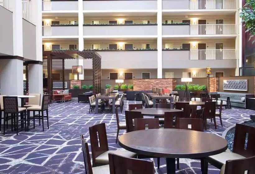 Fotos del hotel Embassy Suites By Hilton Philadelphia Airport:  4
