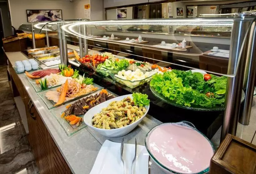 Fotos del hotel Erboy:  7