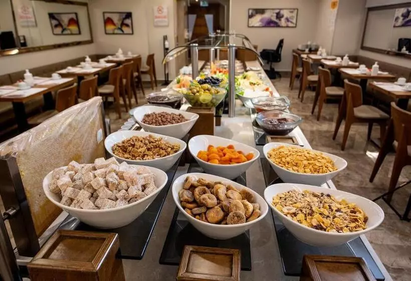 Fotos del hotel Erboy:  18