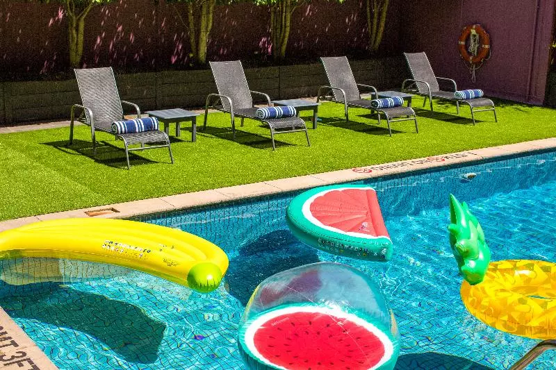 Holiday Inn Melbourne On Flinders, An Ihg