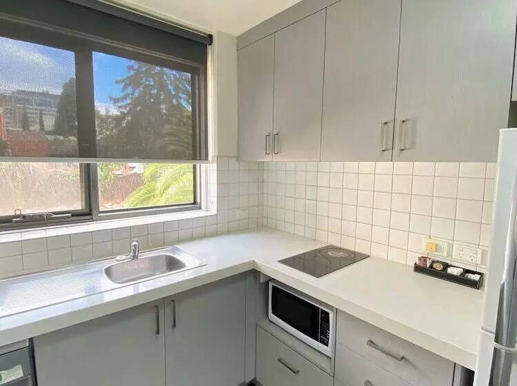 Fotos del hotel City Edge East Melbourne Apartment:  13