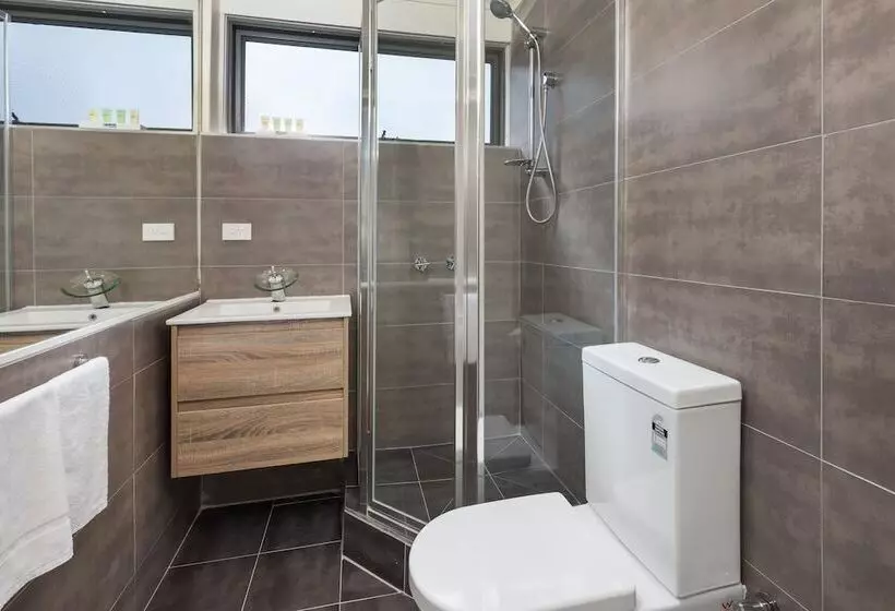 Fotos del hotel City Edge East Melbourne Apartment:  4