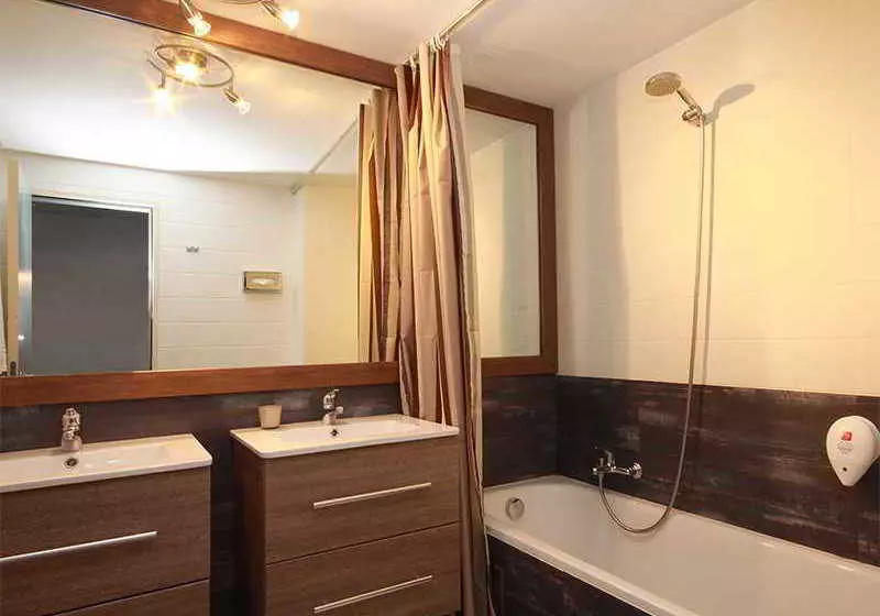 Fotos del hotel Leonardo Hotel Charleroi City:  3