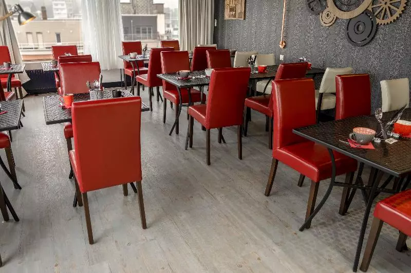 Fotos del hotel Leonardo Hotel Charleroi City:  7