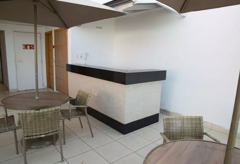 Fotos del hotel Atlantico Praia:  6