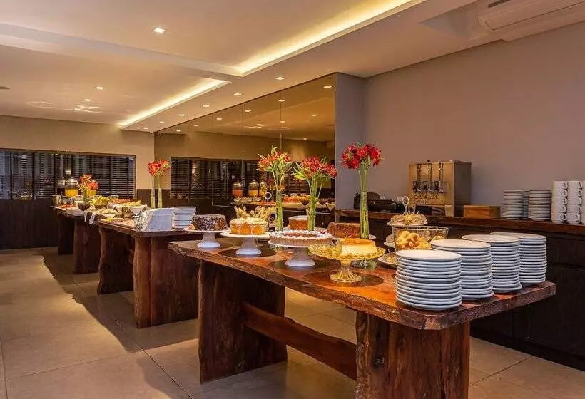 Fotos del hotel Faial Prime Suítes:  17