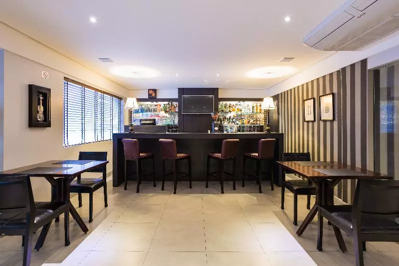 Fotos del hotel Faial Prime Suítes:  5